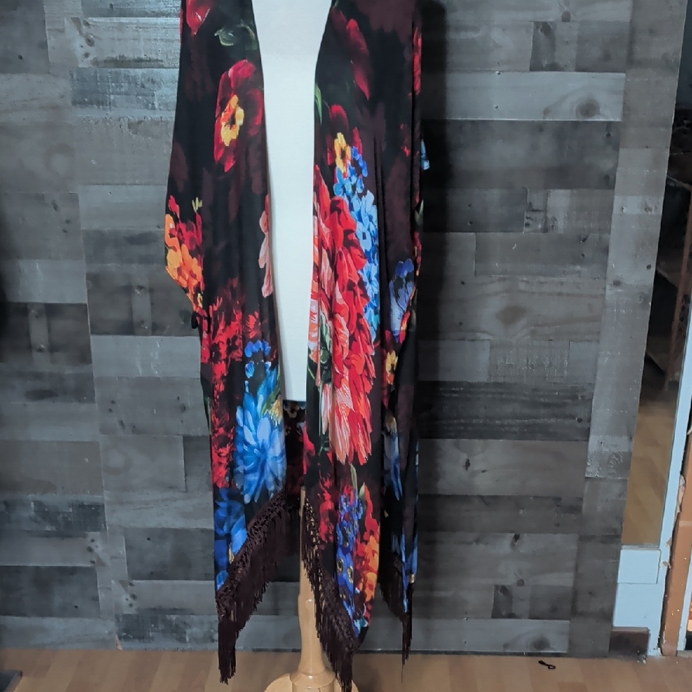 Marionette Floral Kimono with Fringe